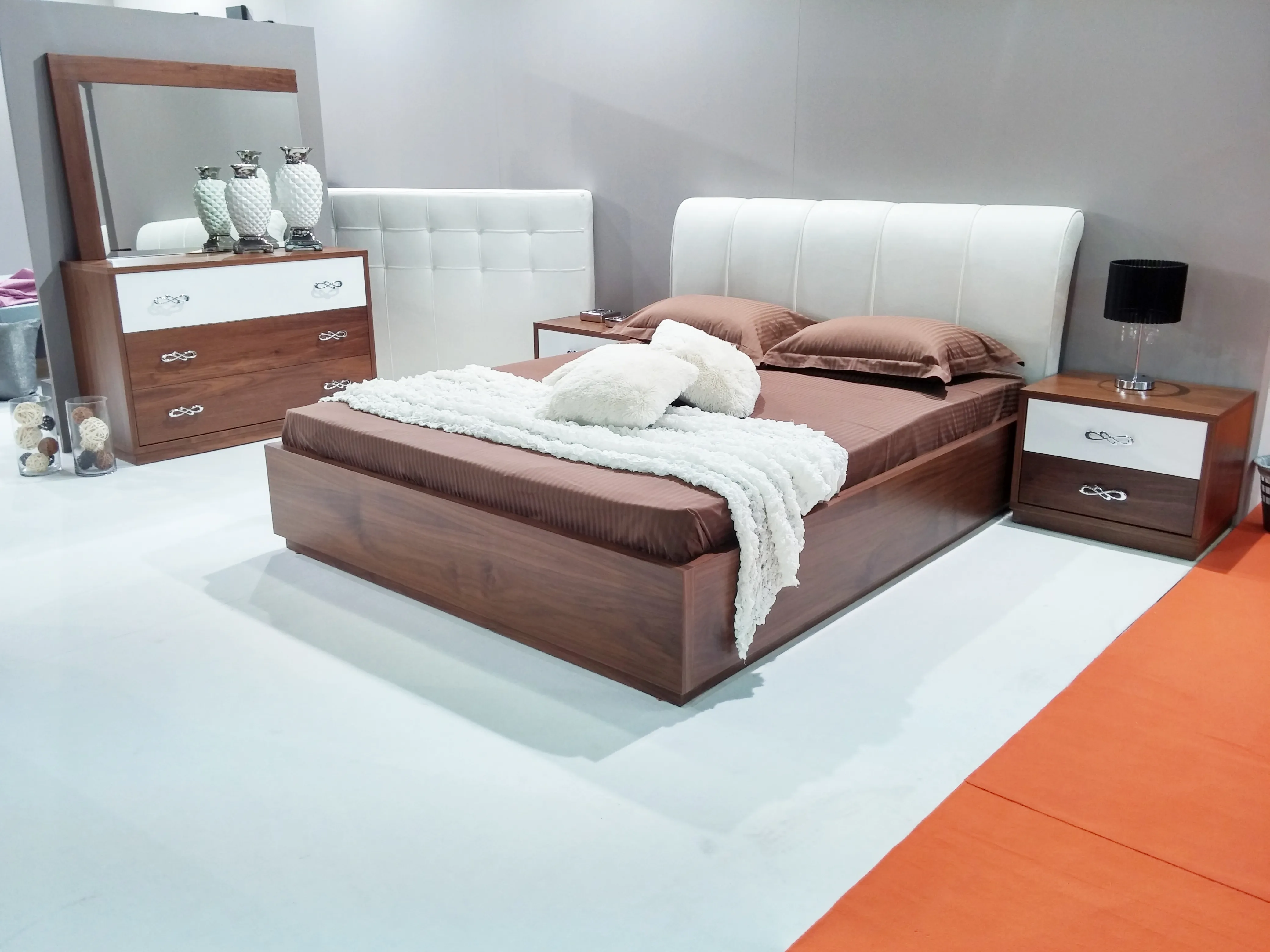 Κρεβατοκάμαρα "τεχνόδερμα" 